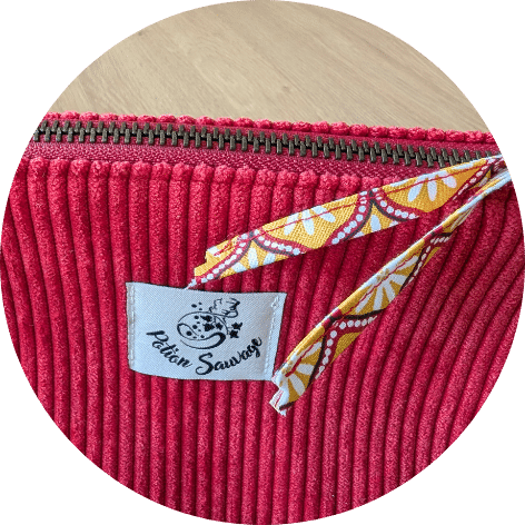 Trousse de toilette rouge – Image 5