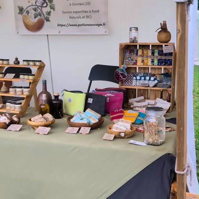 2e jour sous le beau temps légendaire d'@echosetmerveilles ! 😊 #savonnerieartisanale #potionsauvage…